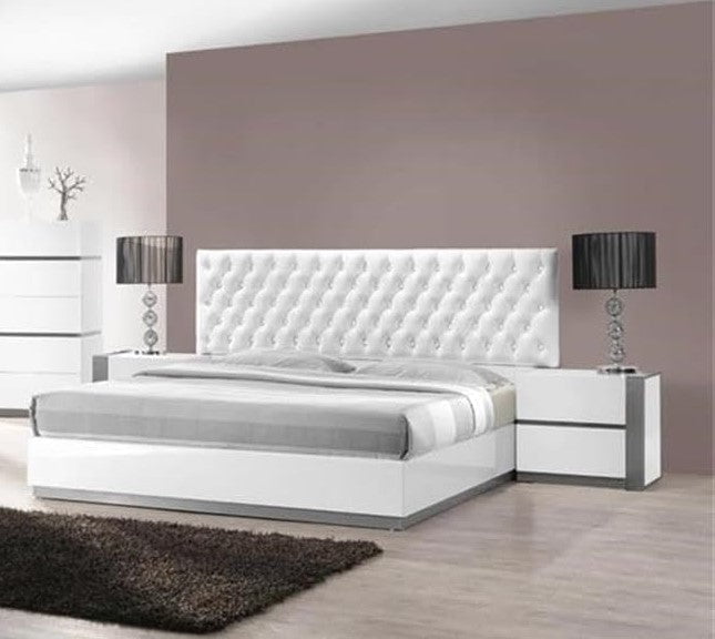 3-Piece-Modern-Bedroom-Furniture-Set-California-King-Platform-Bed-with-2x-Nightstand-White-Lacquer-Finish_c97d1b56-1737-4a80-8190-1f57739a3613.5e0006a90f024793091b5e14b7ba7006